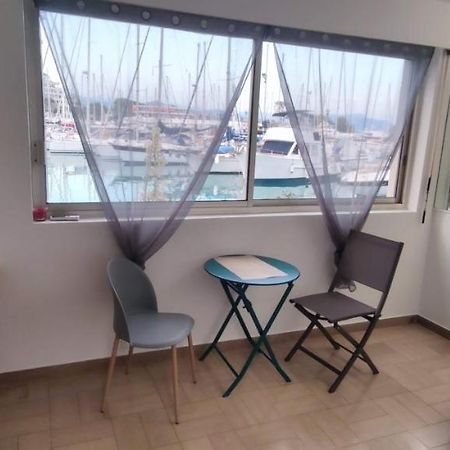 Studio Meublé Marina Villeneuve-Loubet 06 Esterno foto