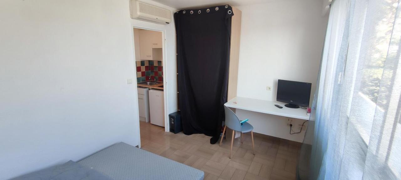 Studio Meublé Marina Villeneuve-Loubet 06 Esterno foto