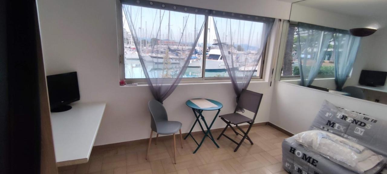 Studio Meublé Marina Villeneuve-Loubet 06 Esterno foto